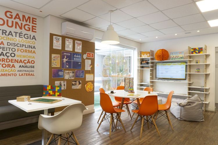Projeto de arquitetura para reforma comercial em Santos, pelo escritório de arquitetura MWARQ, liderado pela arquiteta Marcela Wandenkolk. Franquia Educacional Supera.