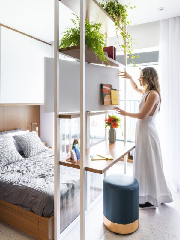 Projeto de arquitetura para reforma de apartamento studio decorado na Liberade, São Paulo, pelo escritório de arquitetura MWARQ, liderado pela arquiteta Marcela Wandenkolk.