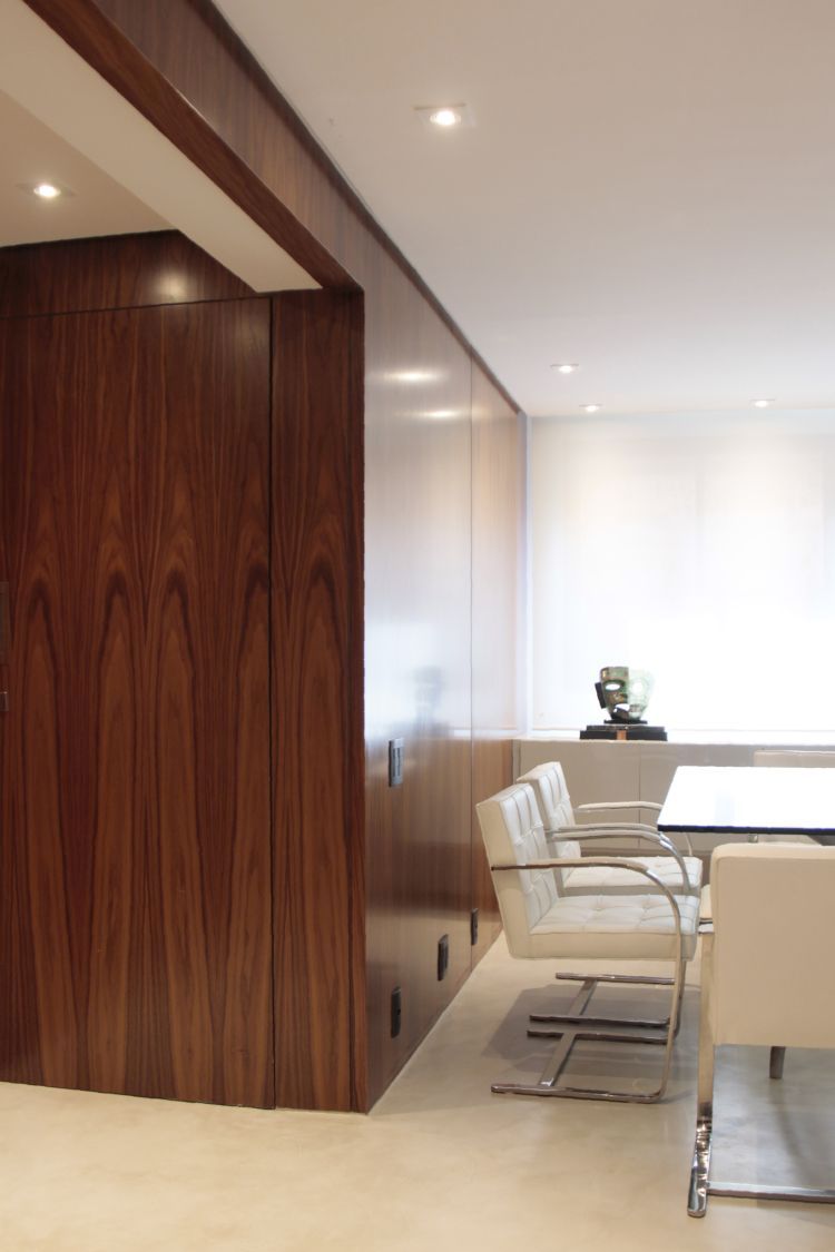 Projeto de arquitetura para reforma de apartamento no Pacaembu, pelo escritório de arquitetura MWARQ, liderado pela arquiteta Marcela Wandenkolk.