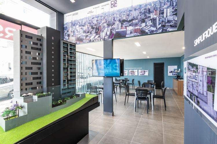 Projeto de arquitetura para stand de vendas do Empreendimento Your Code Liberdade, São Paulo, pelo escritório de arquitetura MWARQ, liderado pela arquiteta Marcela.