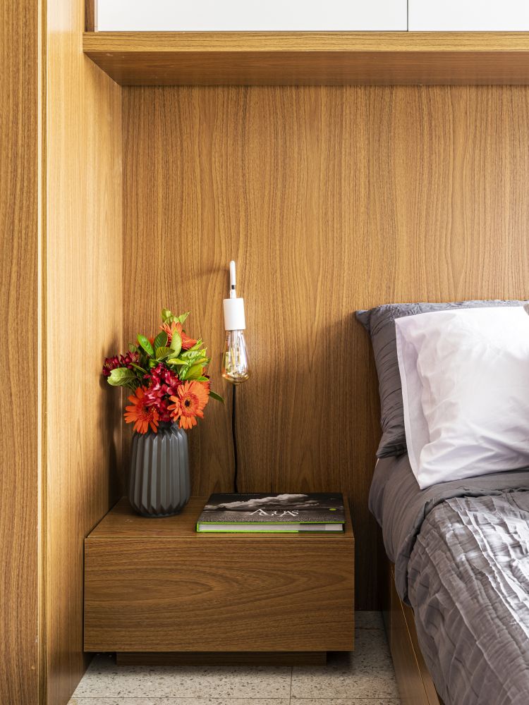Projeto de arquitetura para reforma de apartamento studio decorado na Liberade, São Paulo, pelo escritório de arquitetura MWARQ, liderado pela arquiteta Marcela Wandenkolk.