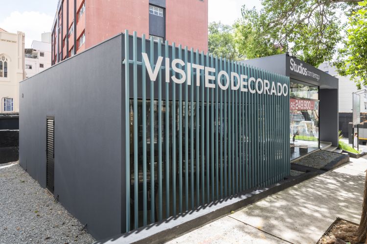 Projeto de arquitetura para stand de vendas do Empreendimento Your Code Liberdade, São Paulo, pelo escritório de arquitetura MWARQ, liderado pela arquiteta Marcela.