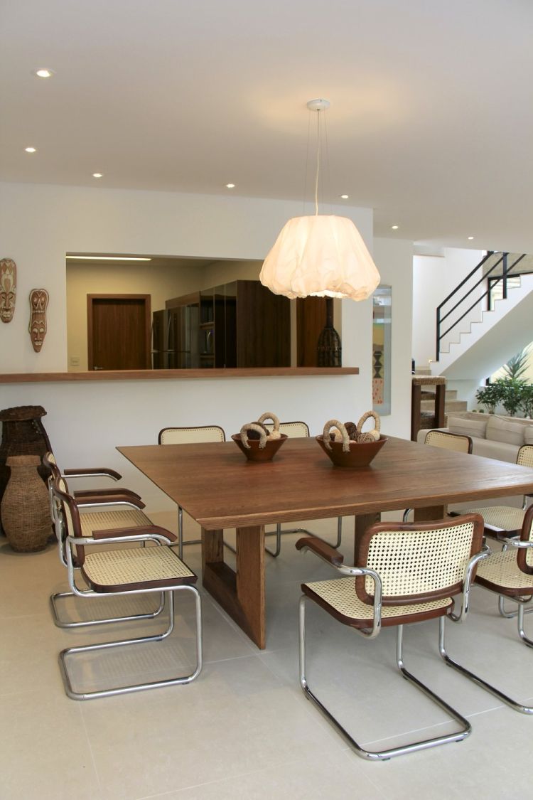 Projeto de arquitetura para reforma de apartamento casa de Praia no jardim Acapulco, Guarujá, pelo escritório de arquitetura MWARQ, liderado pela arquiteta Marcela Wandenkolk.